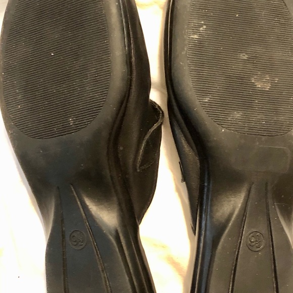 Mary Jane style mules. Uber comfortable & cute. - Picture 2 of 5